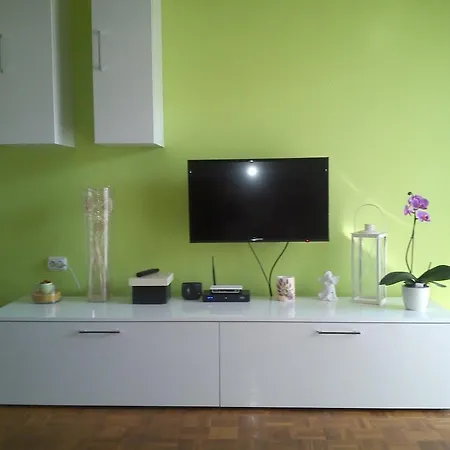 Apartmani Apartment *