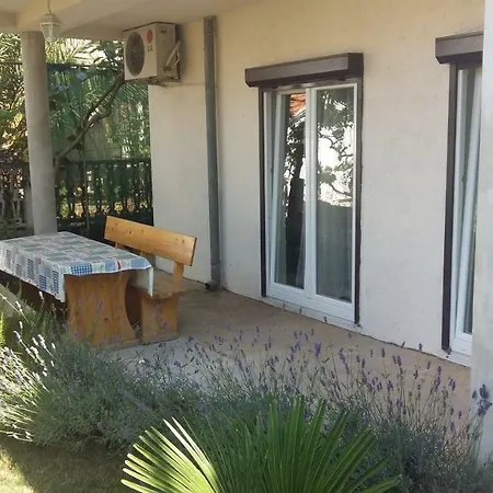 Apartmani *